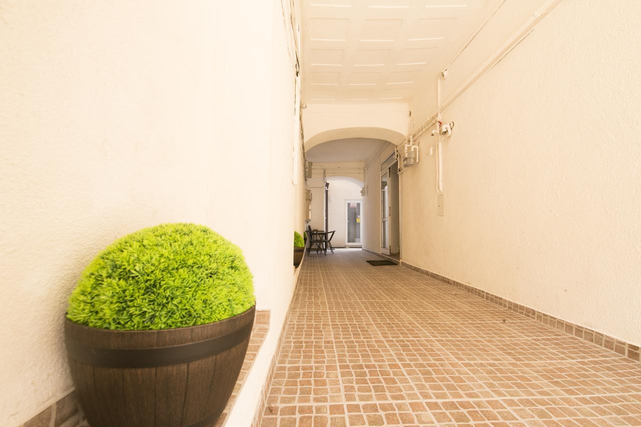 Sunny Old Town Apartment Braşov Exterior foto